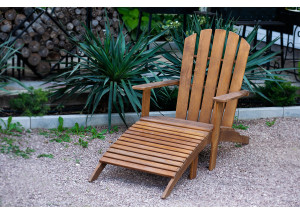 Шезлонг "Паво" с подставкой для ног